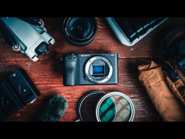 what's in my minimalist camera bag?