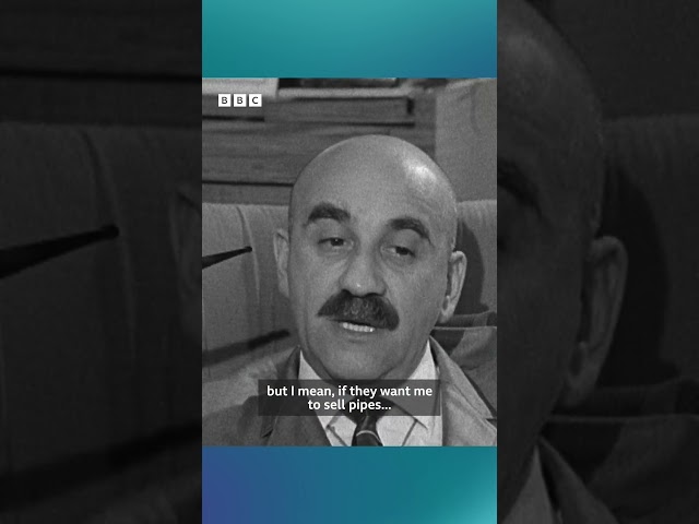 1968: Is ALF GARNETT the PIPE SMOKER OF THE YEAR? | BBC News | BBC Archive