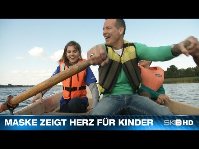 SKB HD | HENRY MASKE ZEIGT HERZ FÜR KINDER