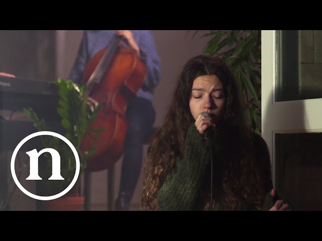Amanda Tenfjord performs «Then I Fell In Love» | Nerver Live session