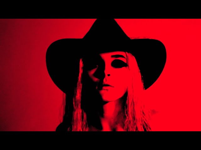 Charlotte Lawrence - Cowboys (Visual)
