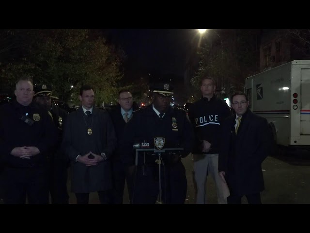 Watch as NYPD executives join @deanewyorkdiv officials to discuss a shooting in Manhattan.