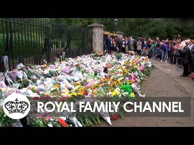 LIVE: Tributes Pour in for The Queen at Balmoral and Buckingham Palace