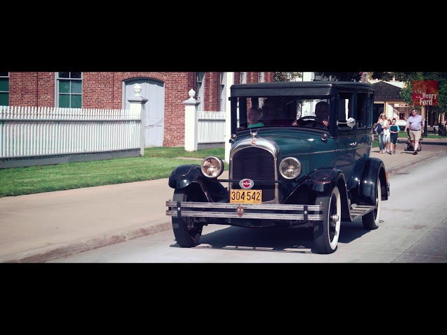 1927 Chrysler Sedan, 60 Series | Old Car Festival