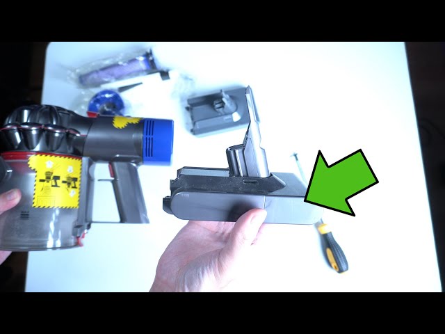 How to Replace Dyson V7 or V8 Battery (Simple)