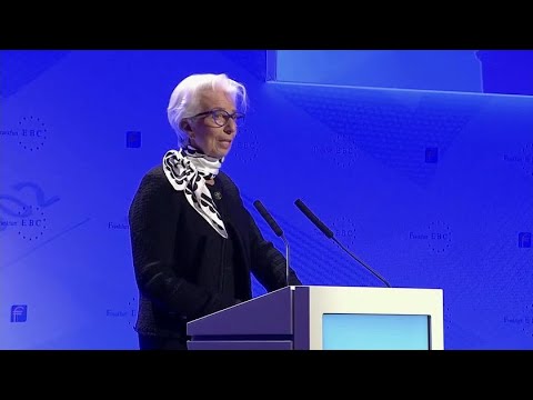 Lagarde Says ECB Expects to 'Raise Rates Further'