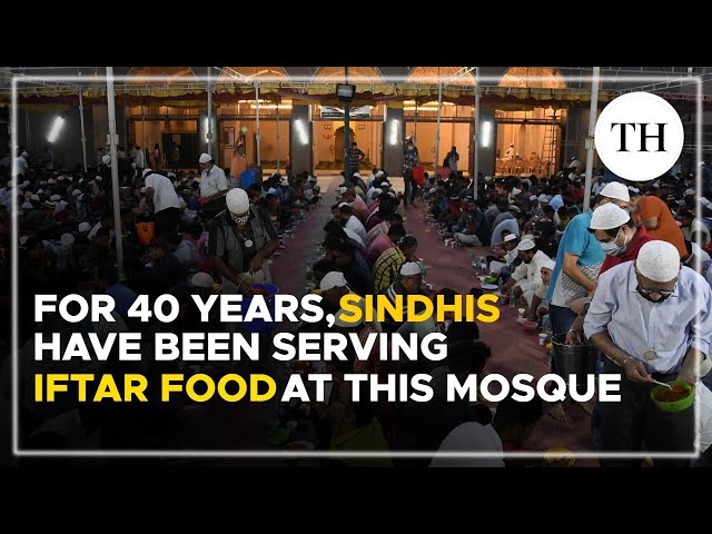 For 40 years, Sindhis have been serving iftar food at this mosque