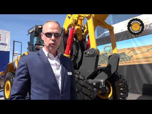 The World's first vertical lift wheel loader by LiuGong
