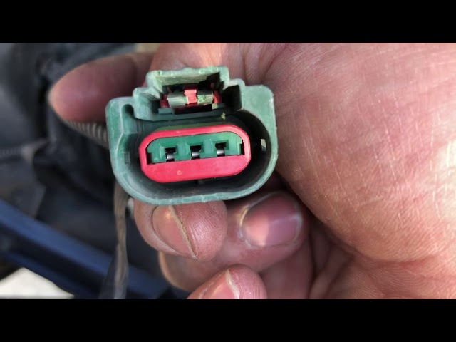 How To: 2006 Dodge Ram Headlight and Housing Replacement