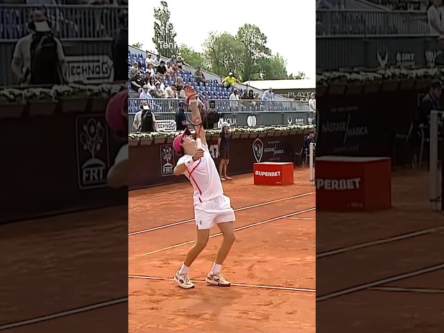 The Biggest Bounce On A Serve Ever?! 😳