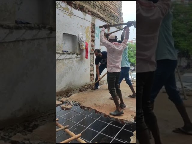 lentar v/s 7kg hammer 🔨 Bina hilti ke #demolition #hardwork #oldbuilding #ytshorts #viral #desi