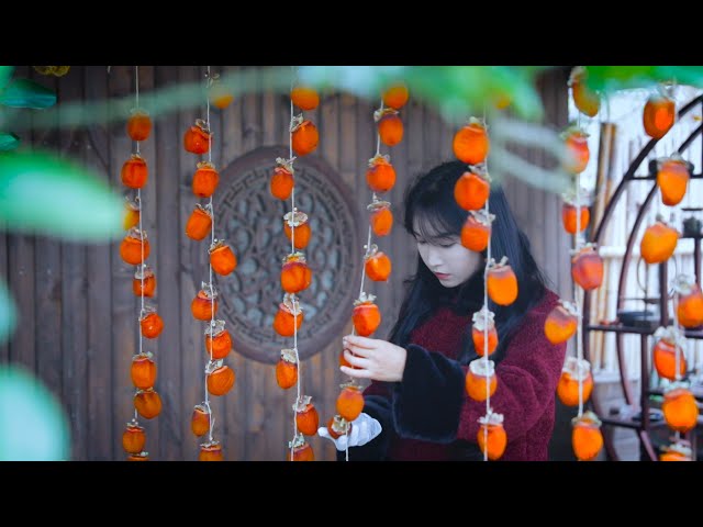 May the red, red persimmons bring you a happy, prosperous new year!❤️ | Liziqi Channel