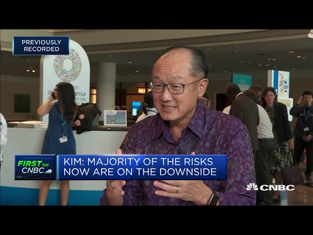 Low income countries face risks from decreasing trade growth and debt: World Bank | Squawk Box Asia