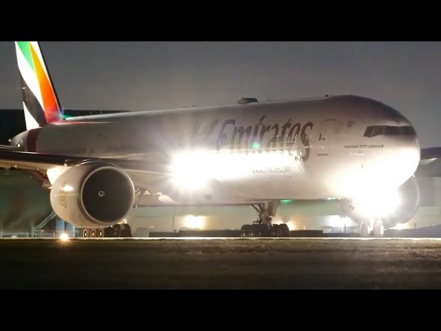INCREDIBLE Late Night Aircraft Landings & Takeoffs | Melbourne Airport Plane Spotting