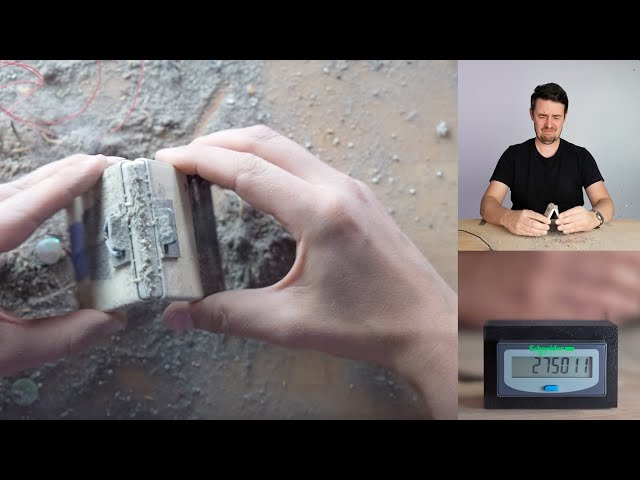 Samsung Z Flip 3 vs Humans - 275.000 folds Dirt Challenge