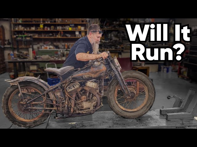 Wrecked And Rusted JUNKYARD Motorcycle Sitting 60 Years!