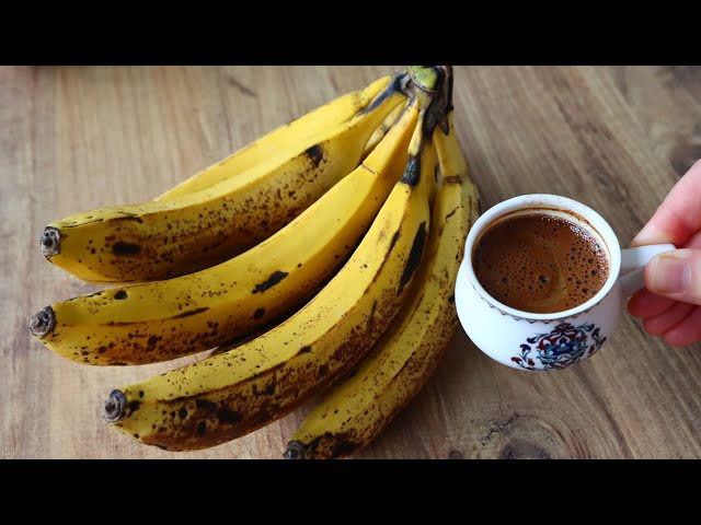 😱 Don't throw away rotten bananas.❗ Make donuts using coffee.💯 Amazing and Delicious. 😋