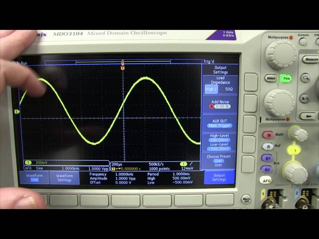 EEVblog #601 - Why Digital Oscilloscopes Appear Noisy