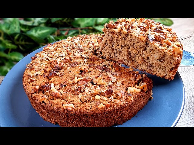 Take oats, apples and nuts and make this easy diet cake! Healthy cake, without sugar!