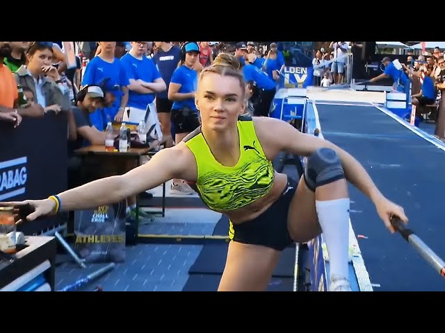 Most WTF And Impossible Moments In Women SPORTS #4