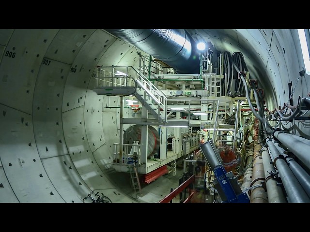 Die Tunnelvortriebsmaschine im Tunnel Rastatt [TIMELAPSE]