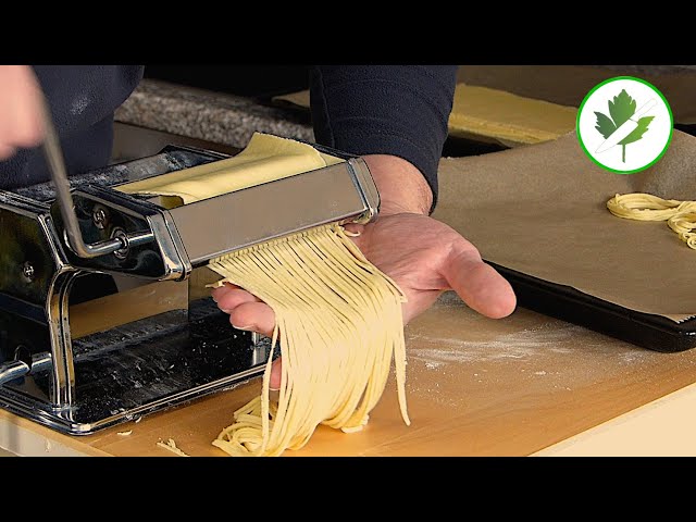 Frische Nudeln aus Hartweizengrieß einfach selber machen #Pasta