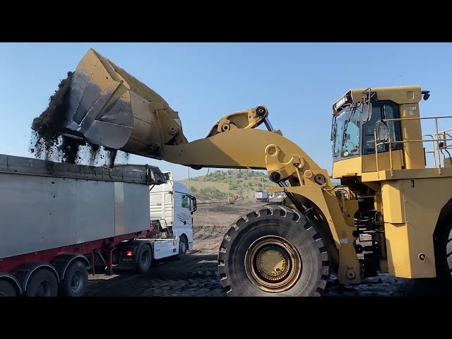 Caterpillar 990 Wheel Loader Loading Lorries With Coal - S.G.M Melidis