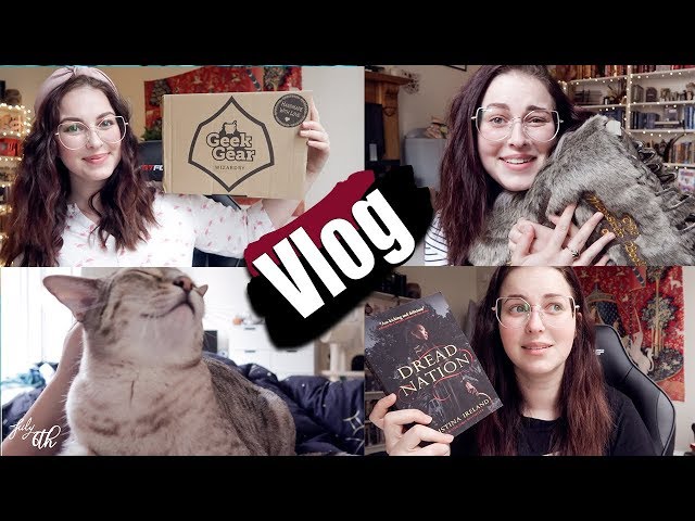 Spoiled silly by you, Geek Gear unboxing and reading (DNFing) vlog| Book Roast