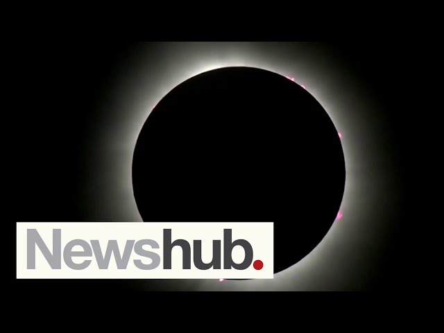 'Freaking awesome': Total solar eclipse plunges millions across US into darkness | Newshub