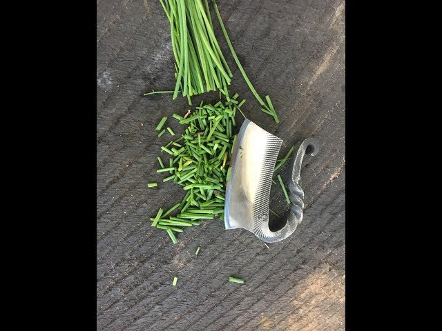 Blacksmithing: Forging an herb chopper from an old file