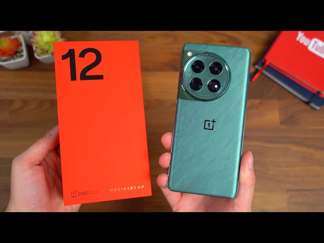 OnePlus 12 Unboxing and Hands On!