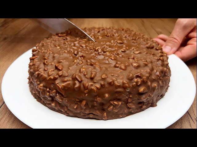 Such a delicious homemade chocolate cake! I do it almost every day. Dessert in 15 minutes
