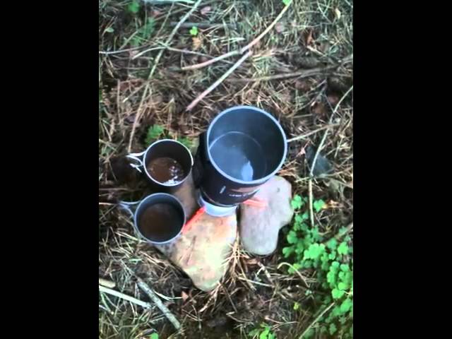 Boiling water with a Jetboil stove