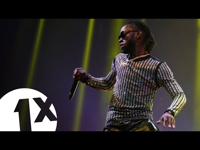 Stylo G - Touch Down (1Xtra Live 2019)  |  FLASHING IMAGES