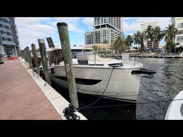 Boat for sale! 39 Greenline Yachts HYBRID 2024 - 1 World Yachts