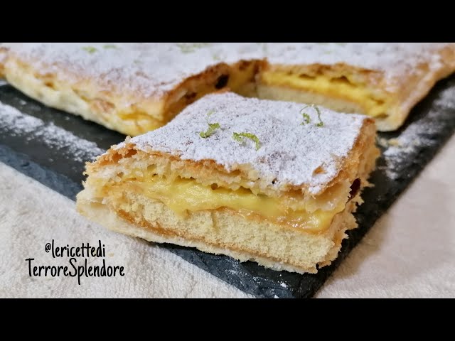 Puff pastry with custard and ladyfingers biscuits I Cheap and tasty recipe! 🥧