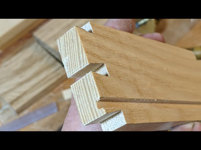 Quick Dovetail Tip! Hide Grooves on Through Dovetails.
