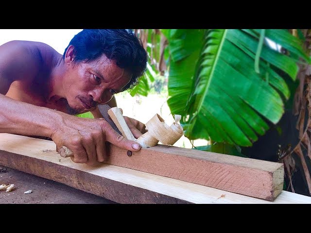 Primitive Culture: How to Make Carpenter's Plane Woodworking Tool, Unbelievable Shavings!