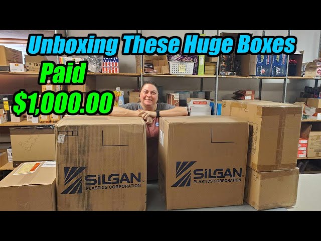 Unboxing So many amazing items! I paid $1,000.00 For all these items! Check out what we got!