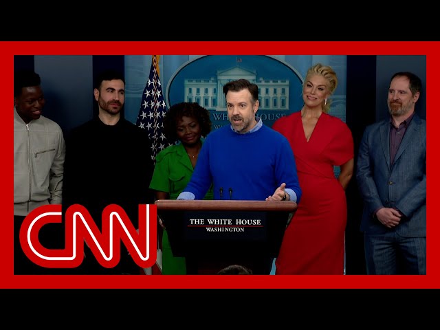 'Ted Lasso' star takes question from a 'familiar face' at White House press briefing