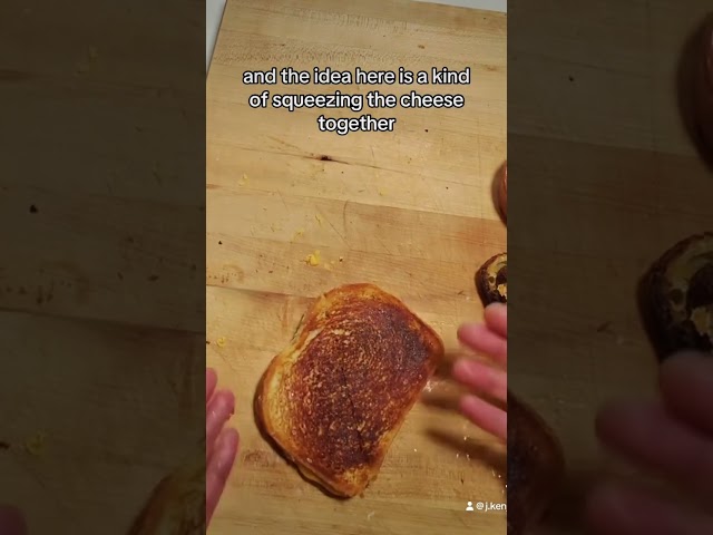 How to get a perfect grilled cheese pull.