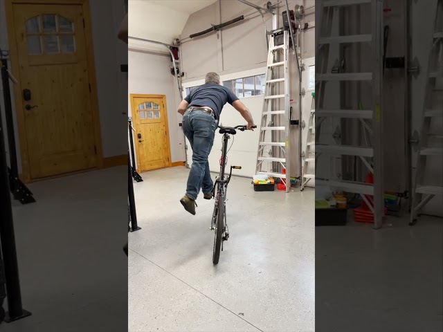 How to mount a tall bike #shorts