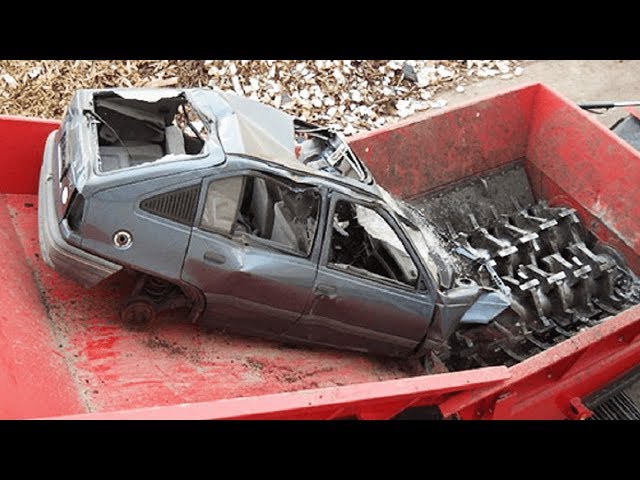 Extreme Dangerous Car Crusher Machine in Action, Crush Everything & Car Shredder Modern Technology