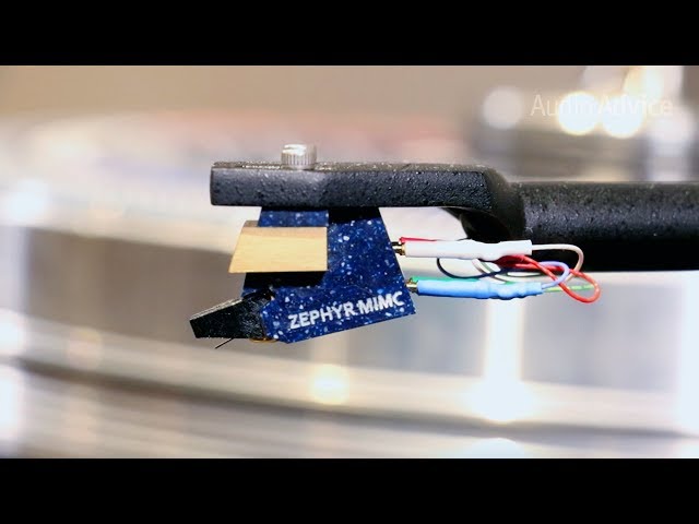 How to Clean a Stylus on a Turntable