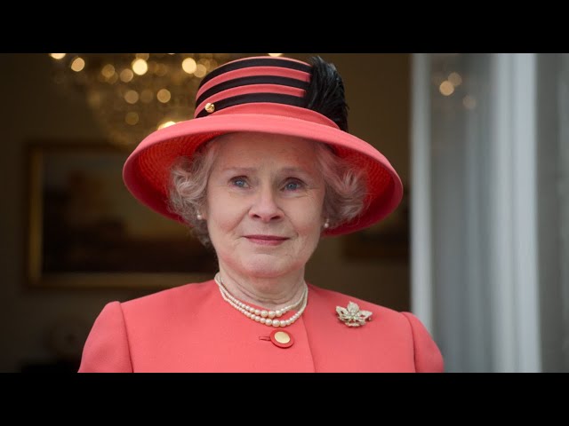 Queen appears in the balcony on the occasion of her Golden Jubilee - The Crown Season 6