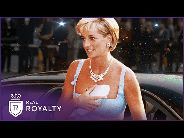 Spencer Again: How Diana's Fashion Changed After Divorce | Her Life Through Jewels | Real Royalty