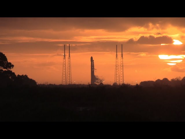 SpaceX Starlink static fire at sunrise