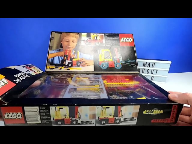 LEGO LIVE Box Opening and Build Forklift Truck 8843