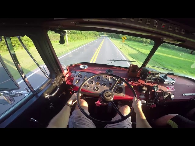 Driving a Fire Engine for the first time  1982 Hahn Pumper Truck