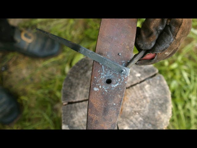 Blacksmithing The MOST Underrated Tool In My Toolbox - 18th Century Forge